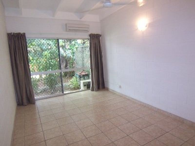 1/8 Sandown Close, Woree QLD 4868