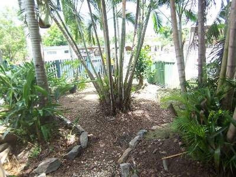 1/8 Sandown Close, Woree QLD 4868