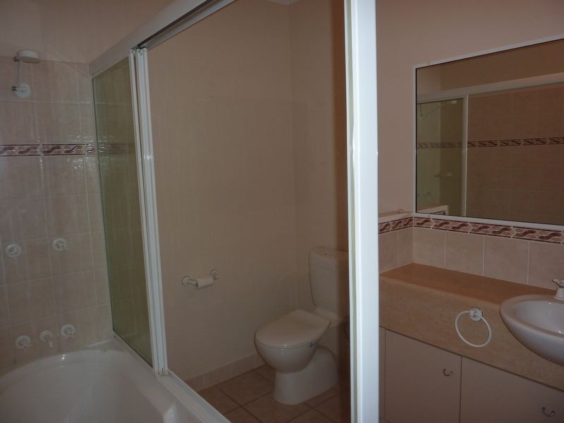 156/67 Kowinka Street, White Rock QLD 4868