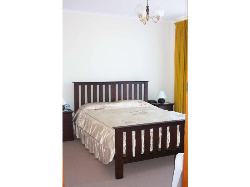 Lakes Entrance VIC 3909