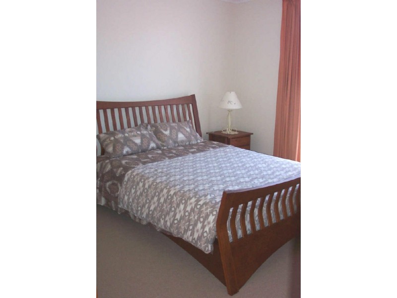 Lakes Entrance VIC 3909