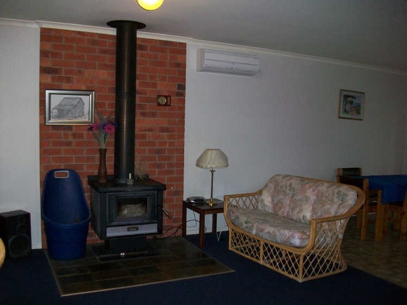 Lakes Entrance VIC 3909