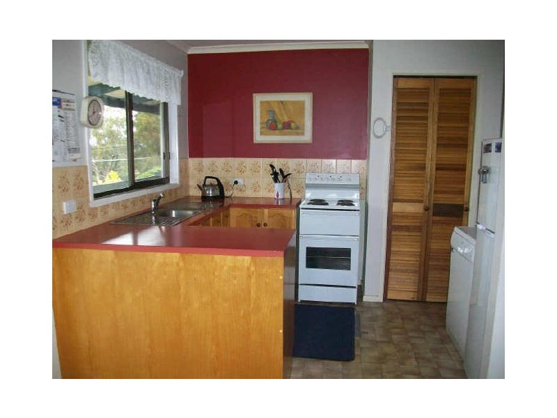 Lakes Entrance VIC 3909