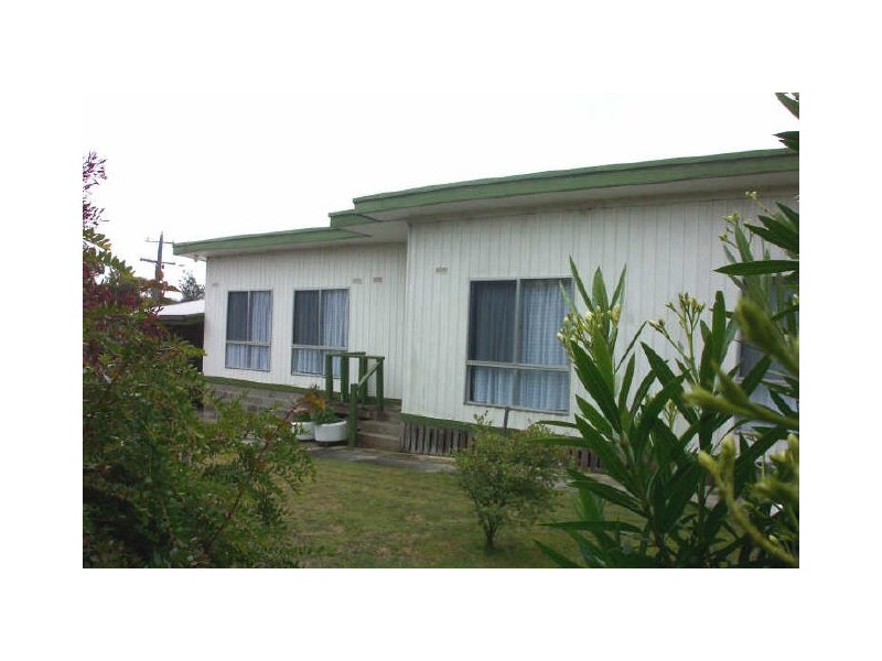 1 View Street, Lake Tyers Beach VIC 3909