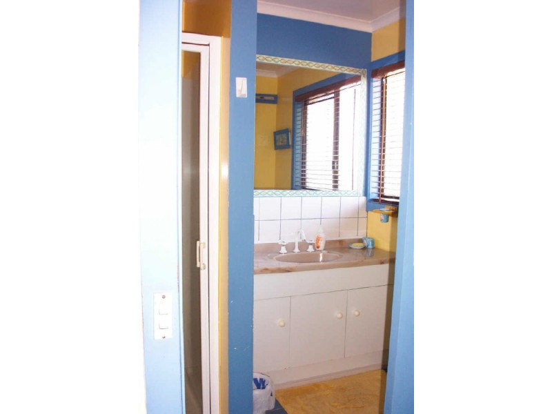 Lakes Entrance VIC 3909