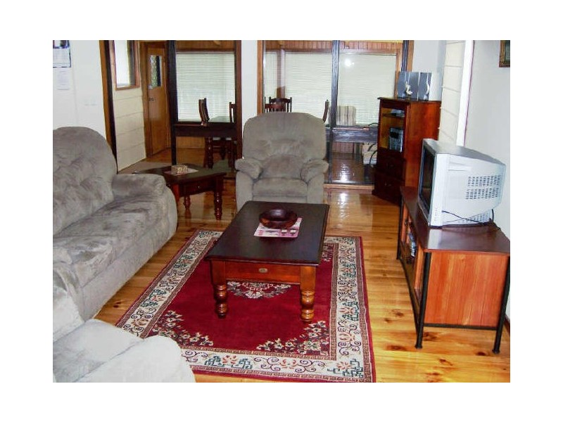 Lakes Entrance VIC 3909