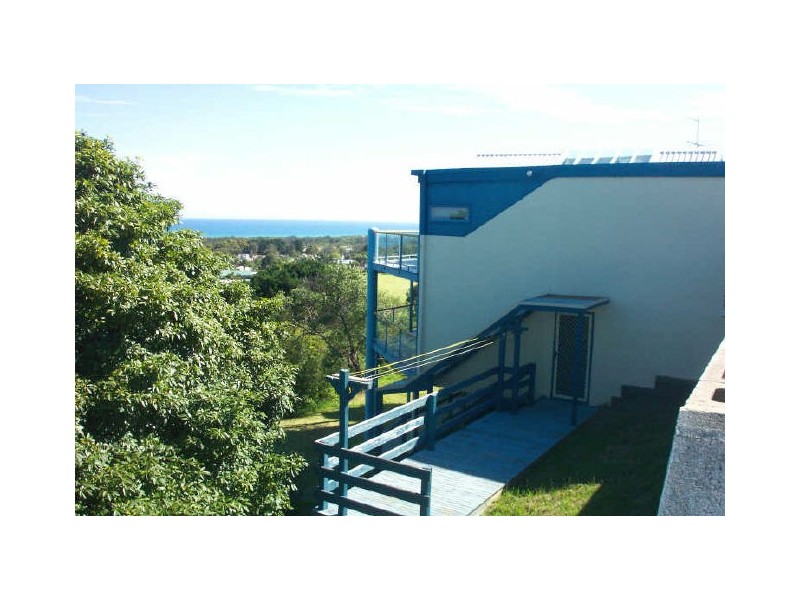 2/28 Lyrebird Court, Lakes Entrance VIC 3909