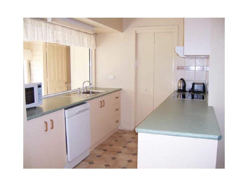 Lakes Entrance VIC 3909