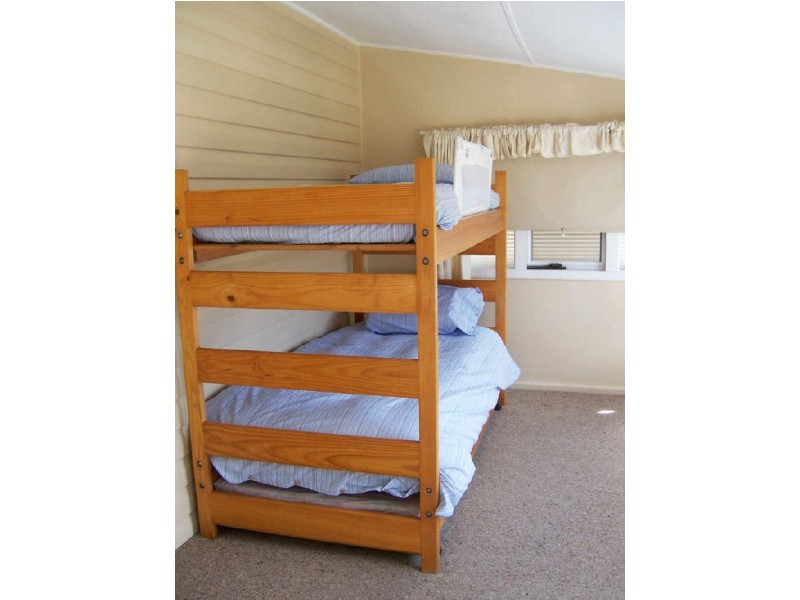 Lakes Entrance VIC 3909