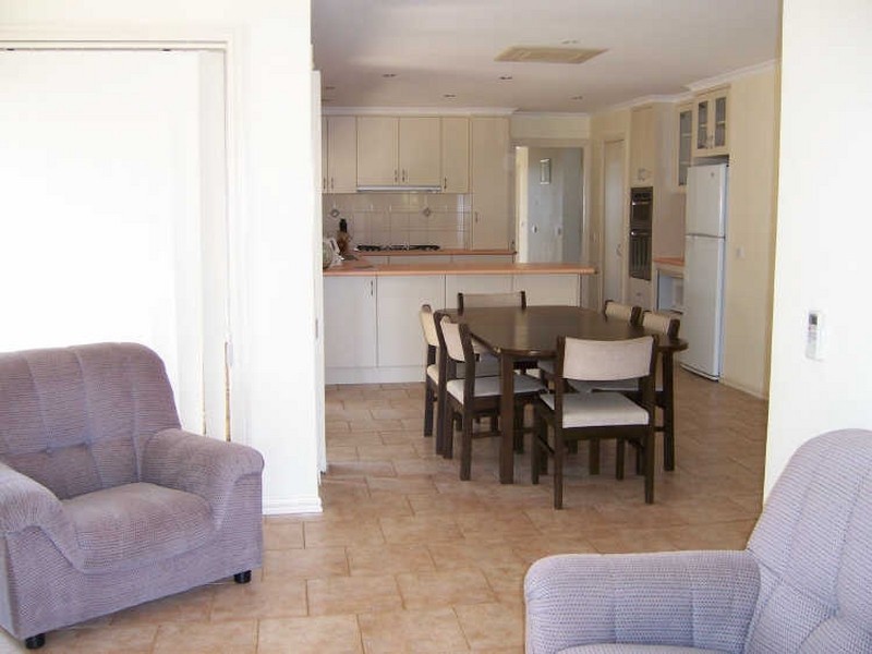 Lakes Entrance VIC 3909