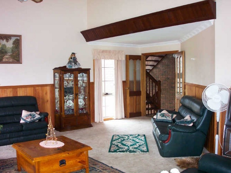 72 Princes Highway, Lakes Entrance VIC 3909