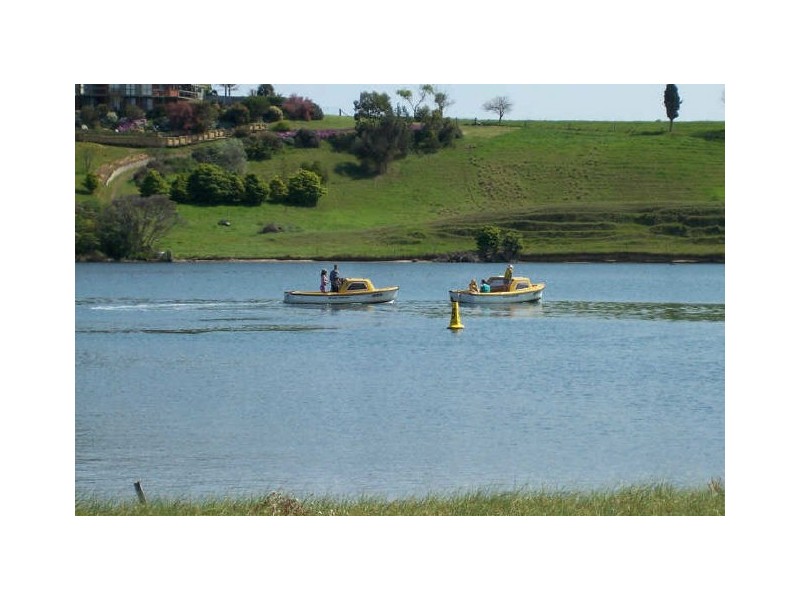 172 Thorpes Lane, Lakes Entrance VIC 3909