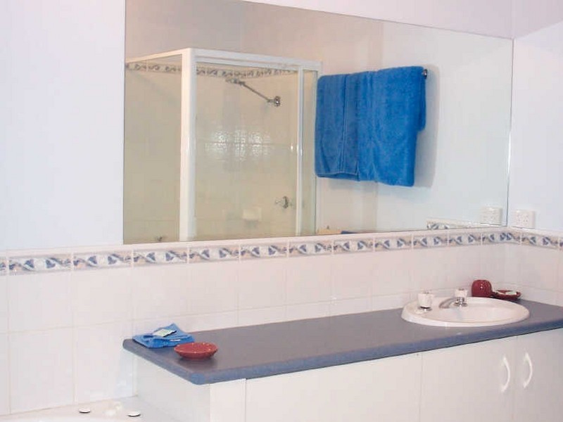 5/641-643 Esplanade, Lakes Entrance VIC 3909