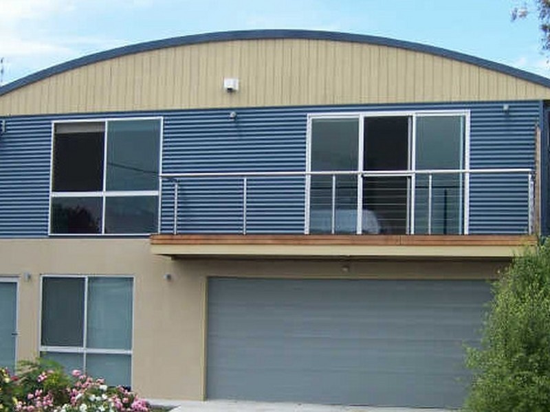 2/4 Stamford Street, Lakes Entrance VIC 3909