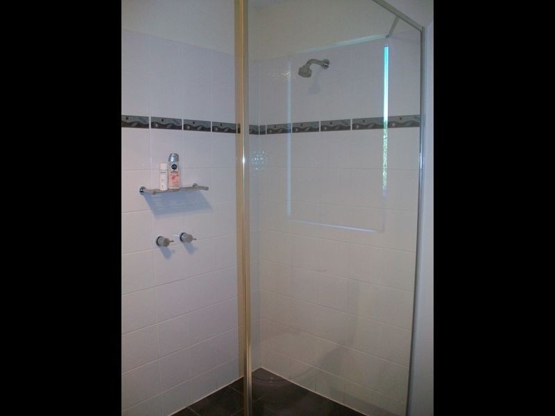 2/4 Stamford Street, Lakes Entrance VIC 3909