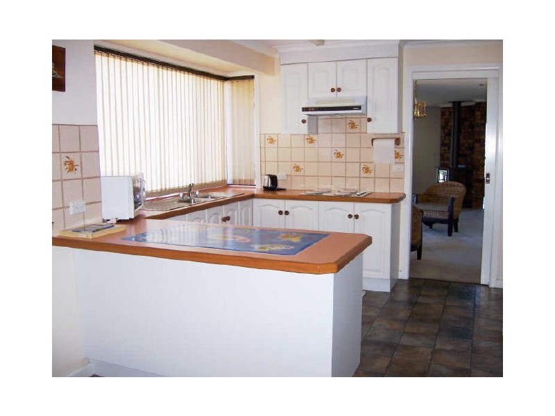 Lakes Entrance VIC 3909