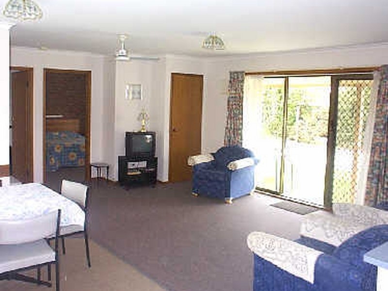 59 Church Street, Lakes Entrance VIC 3909