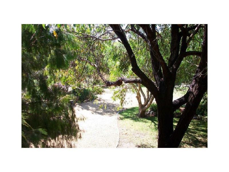 Lakes Entrance VIC 3909