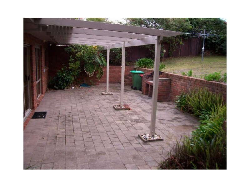 11 Cross Street, Lake Tyers Beach VIC 3909