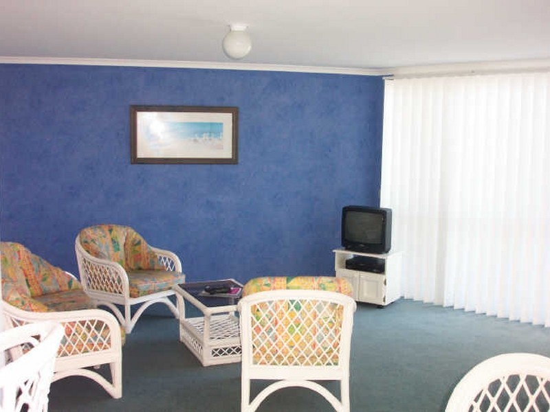 4/641-643 Esplanade, Lakes Entrance VIC 3909