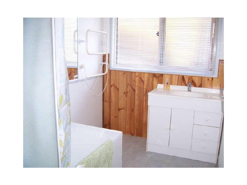 Lakes Entrance VIC 3909