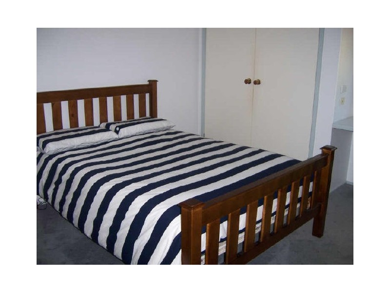 Lakes Entrance VIC 3909