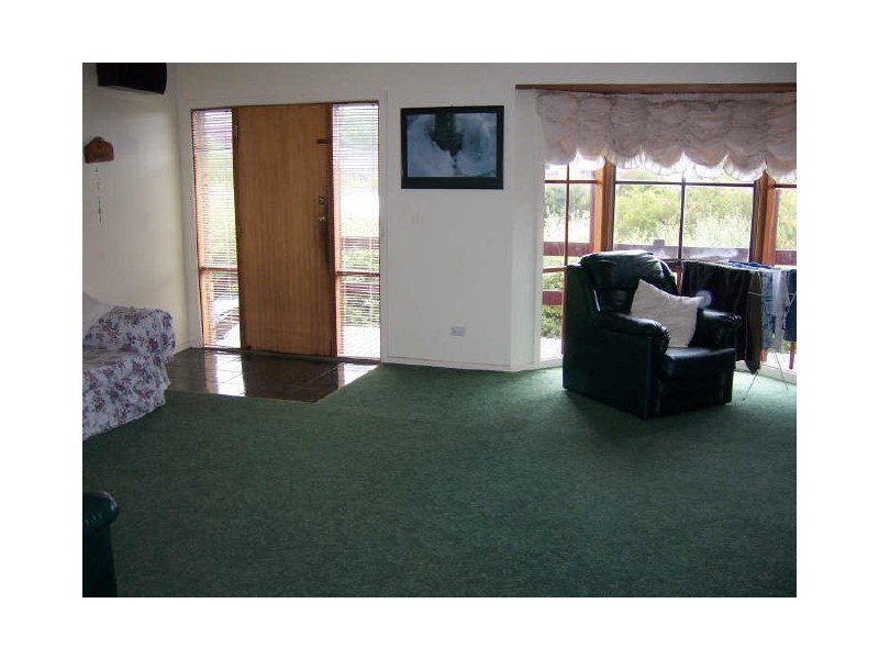 Lakes Entrance VIC 3909