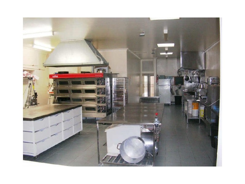 307 Esplanade, Lakes Entrance VIC 3909