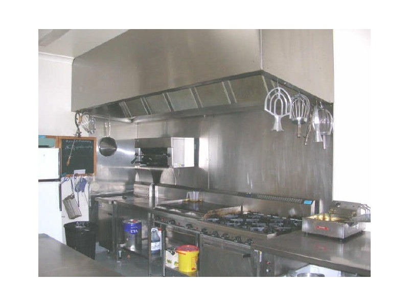 307 Esplanade, Lakes Entrance VIC 3909