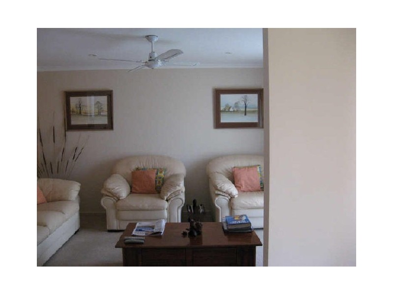 1 Ashwood Court, Lakes Entrance VIC 3909