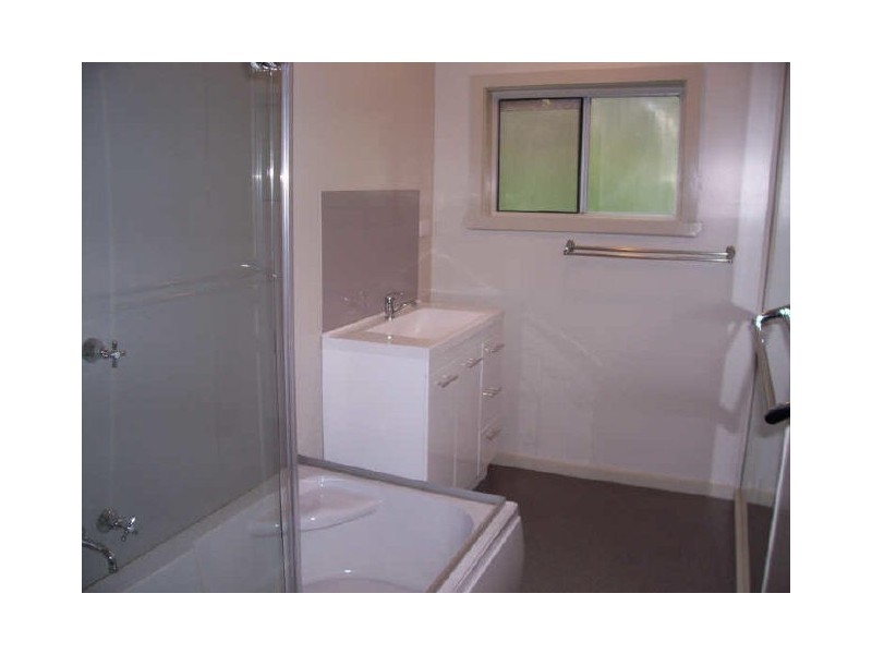 Lakes Entrance VIC 3909