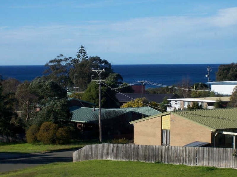 89 Lake Bunga Beach Road, Lake Bunga VIC 3909