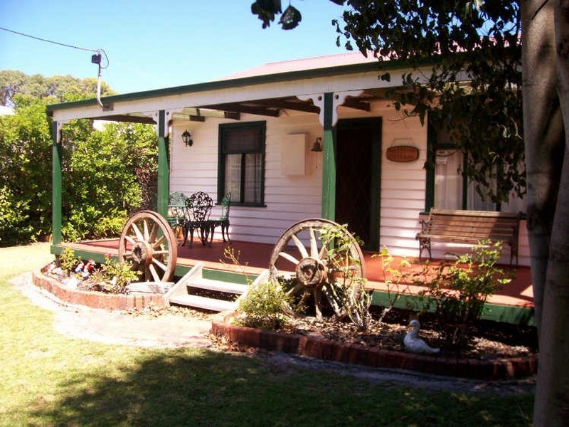 Lakes Entrance VIC 3909