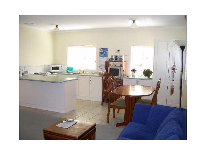 Lakes Entrance VIC 3909