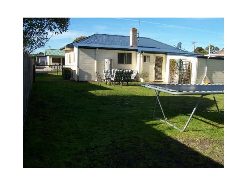 Lakes Entrance VIC 3909