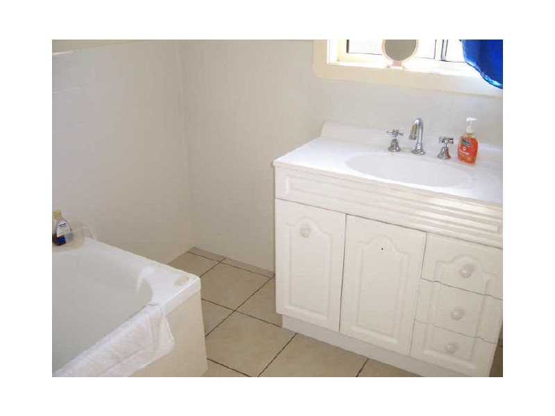 Lakes Entrance VIC 3909