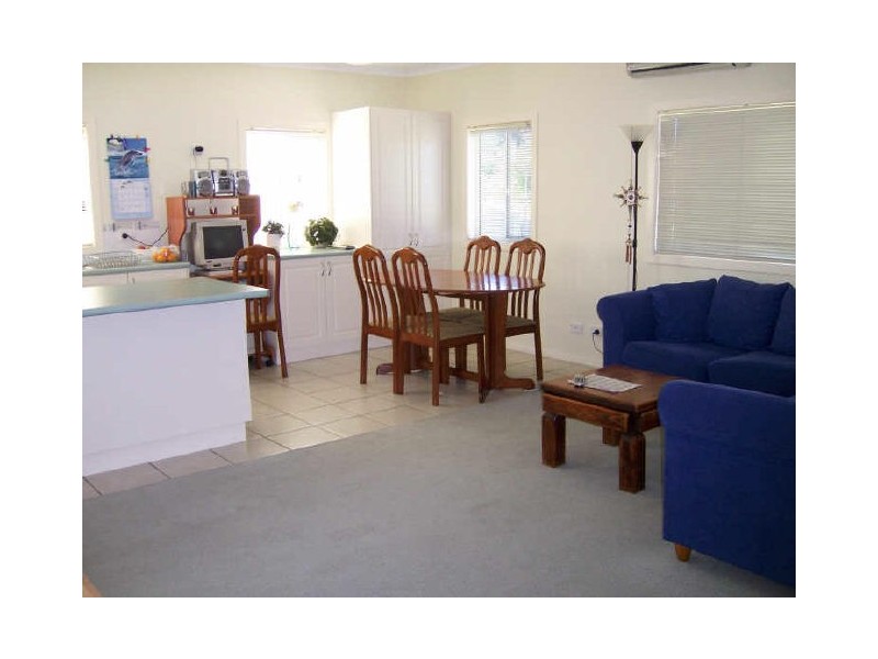 Lakes Entrance VIC 3909