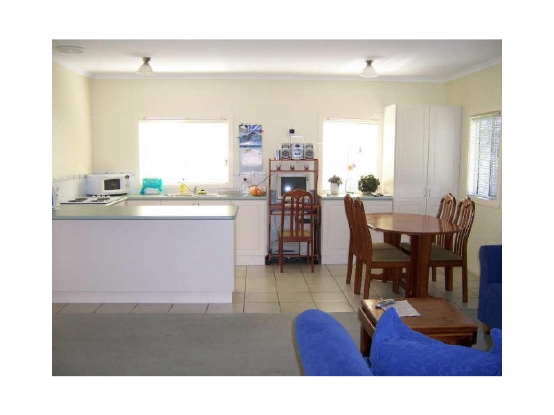 Lakes Entrance VIC 3909