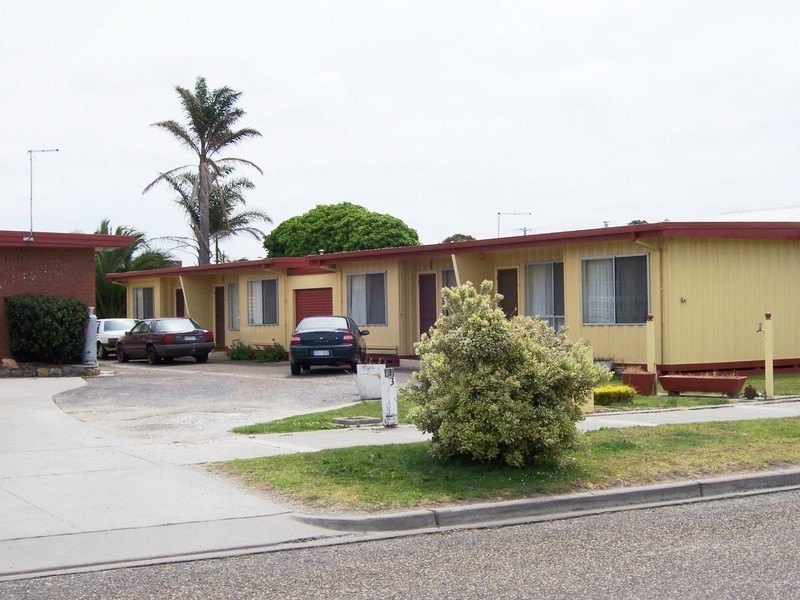 3 Stock Street, Lakes Entrance VIC 3909