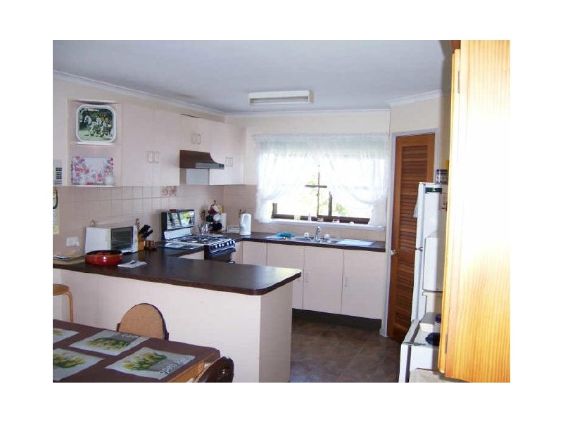 Lakes Entrance VIC 3909