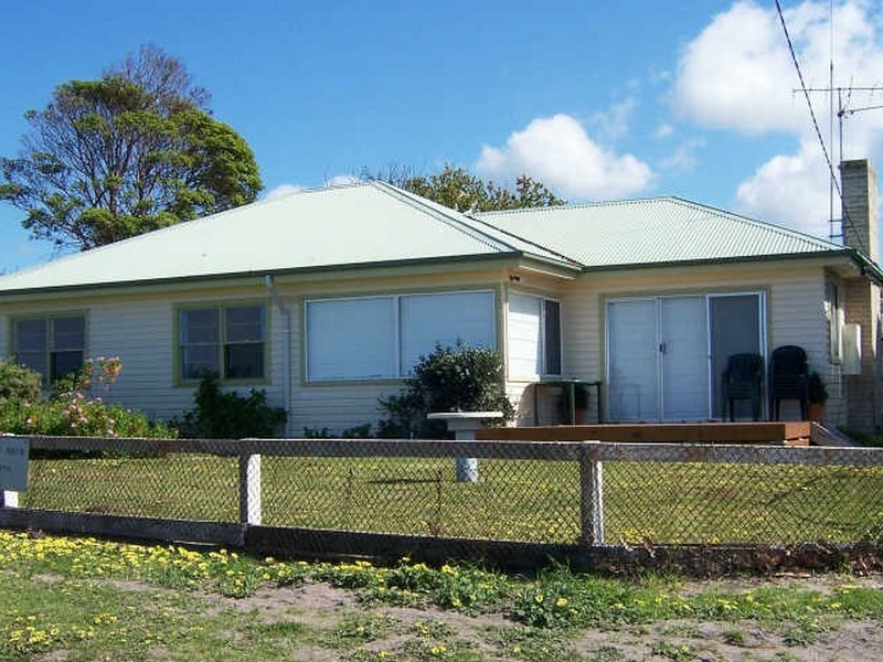 Lakes Entrance VIC 3909