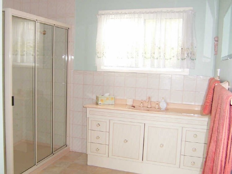 Lakes Entrance VIC 3909