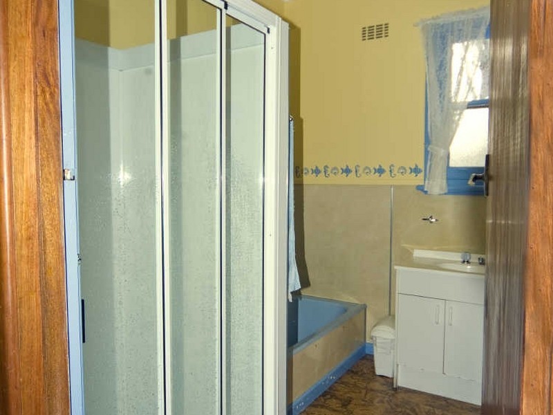 Lakes Entrance VIC 3909