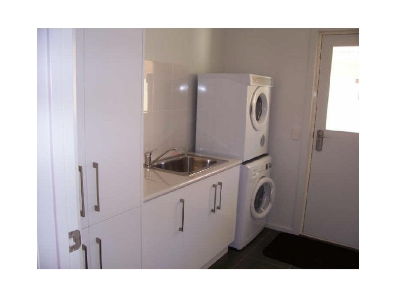 Lakes Entrance VIC 3909