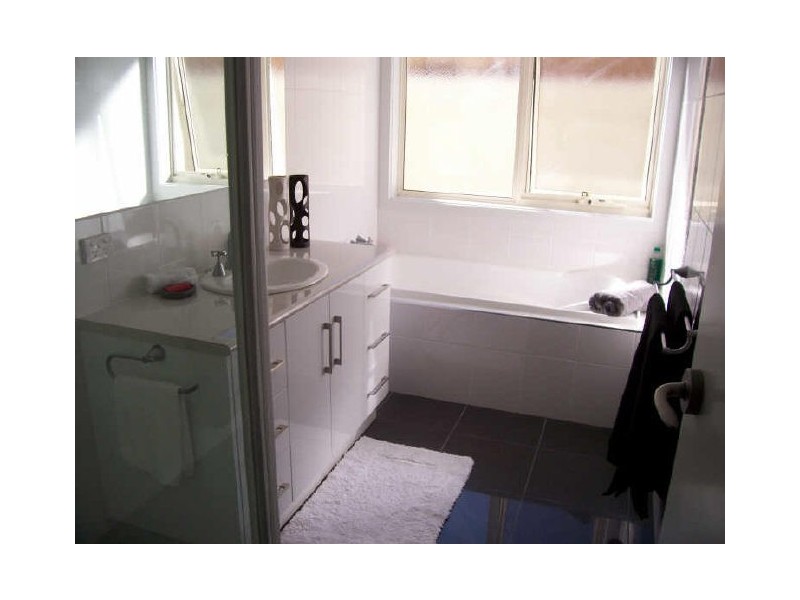 Lakes Entrance VIC 3909