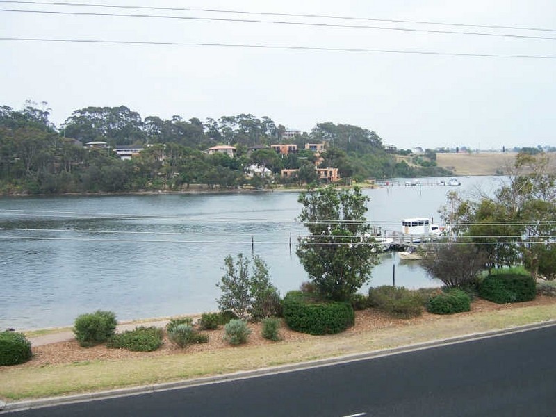3/191-215 Esplanade, Lakes Entrance VIC 3909