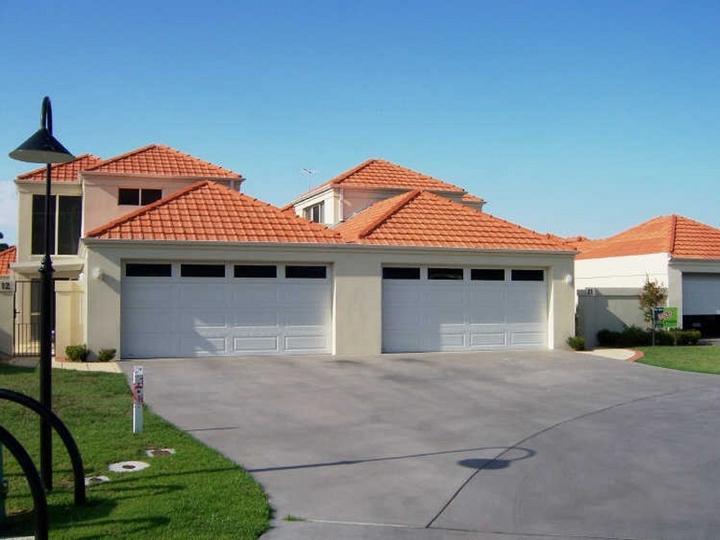 2/122 Golf Links Road, Lakes Entrance VIC 3909