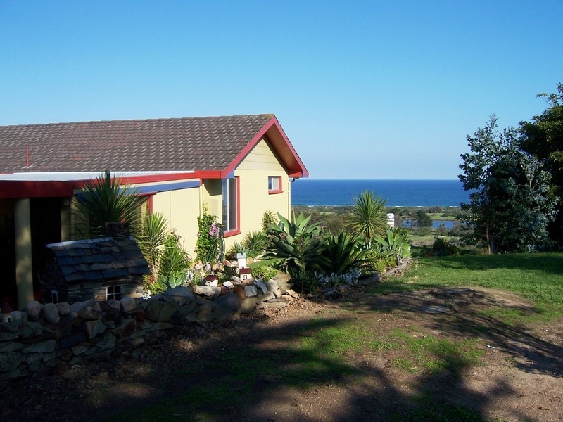 11 Lyrebird Court, Lakes Entrance VIC 3909