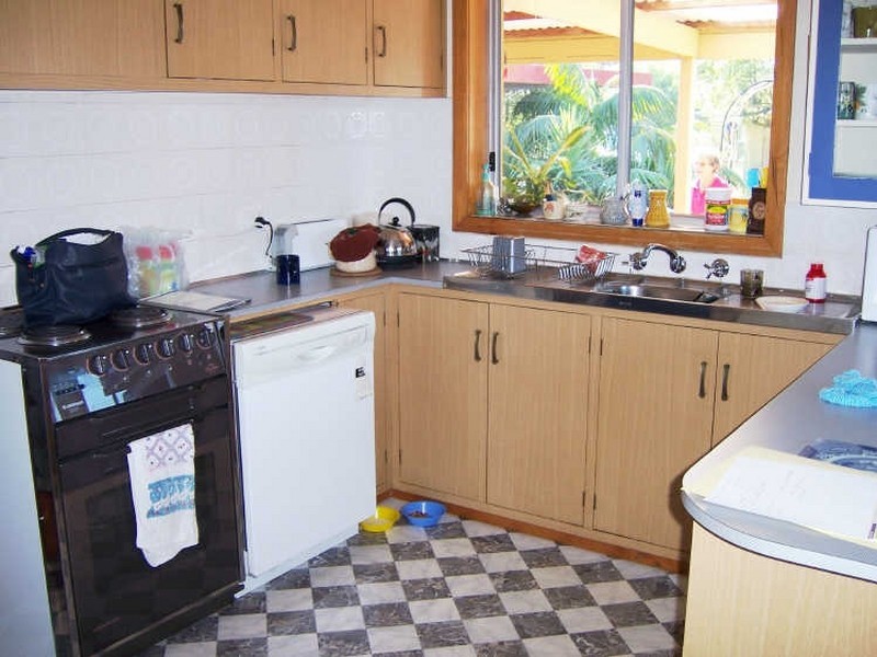 11 Lyrebird Court, Lakes Entrance VIC 3909