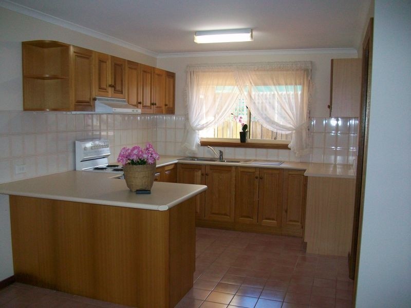 1/9 Bills Street, Lakes Entrance VIC 3909